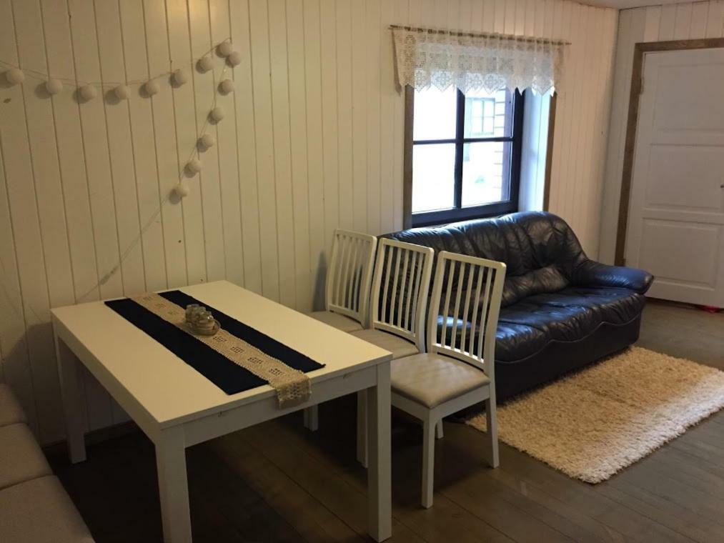 Kärdla Tiigi Accommodation מראה חיצוני תמונה