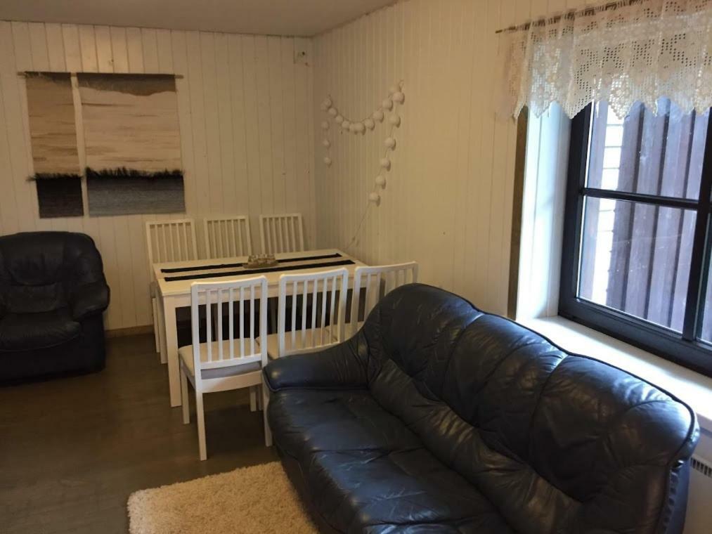 Kärdla Tiigi Accommodation מראה חיצוני תמונה